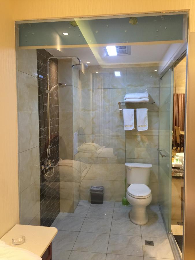 Bai Nian Sheng Shi Hotel Kunming Esterno foto